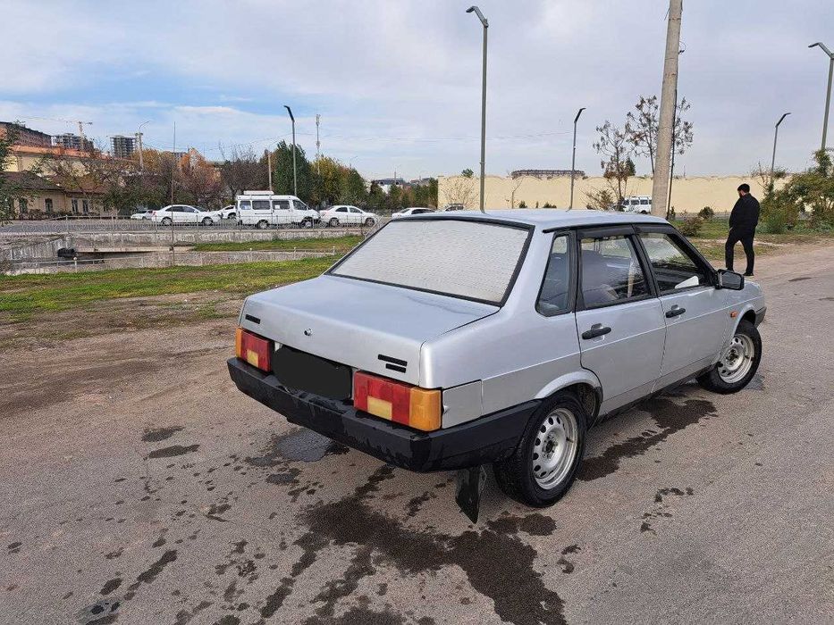 Срочно продаётся ваз 21099