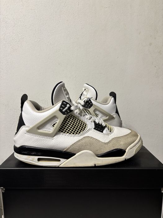 Jordan 4 Military Black (42,5)