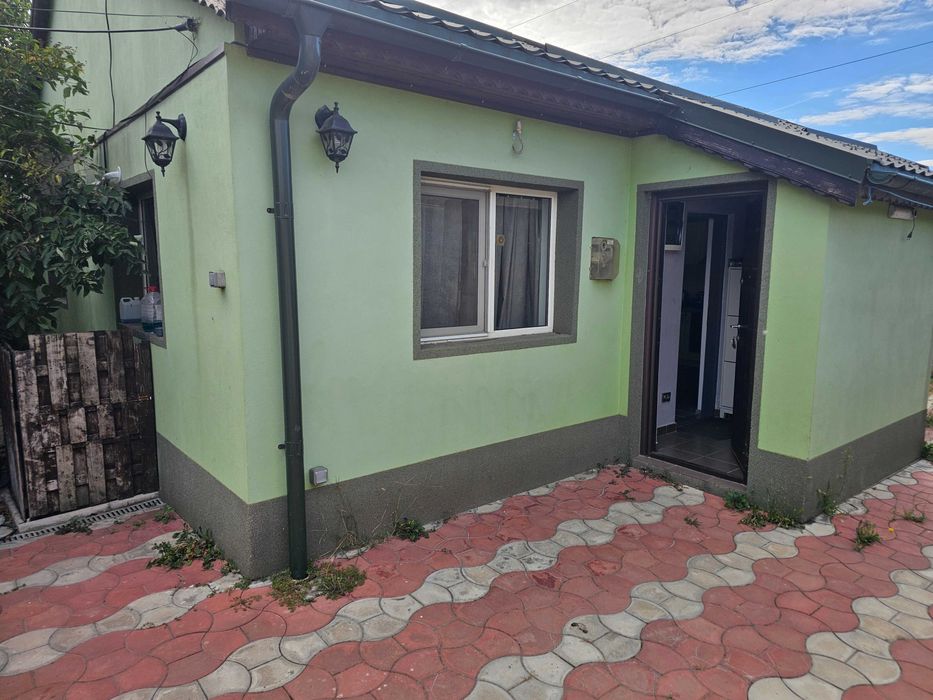 Inchiriez casa 3 camere semimobilata or. Pantelimon, Ilfov