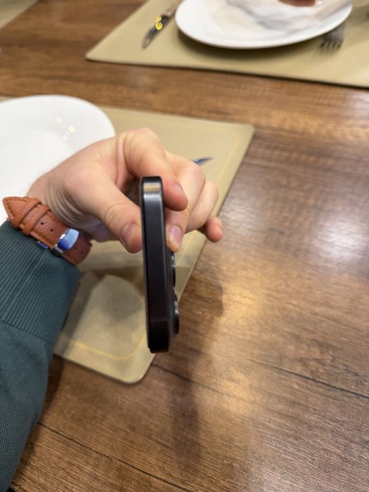 Iphone 15 pro , 256 gb