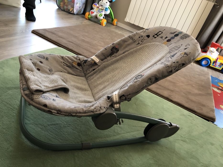 Сгъваем бебешки шезлонг тип  люлка