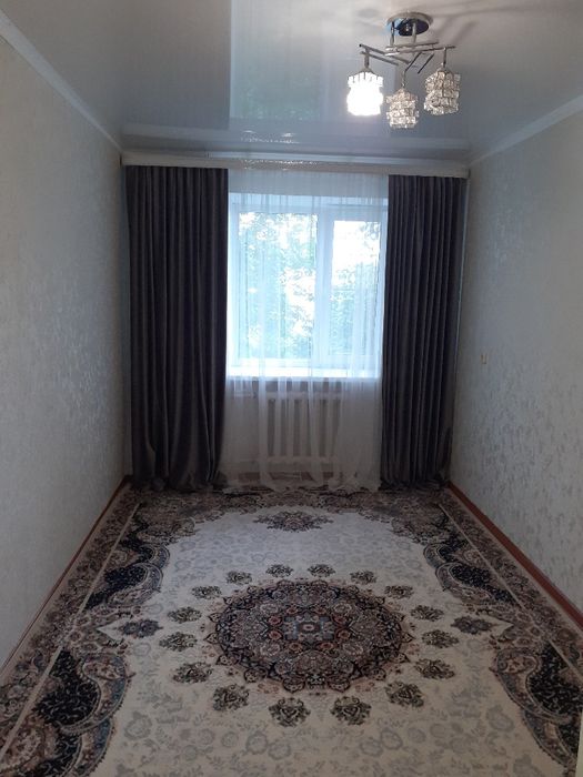 2-х комнатную квартиру по ул молдагулова с мебелью 3-этаже