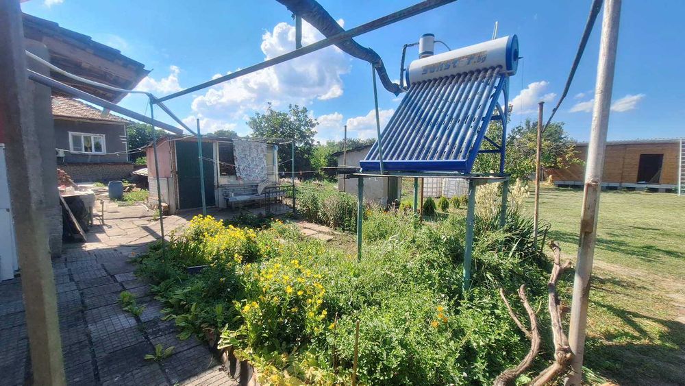 Къща в село Долна Малина, област София