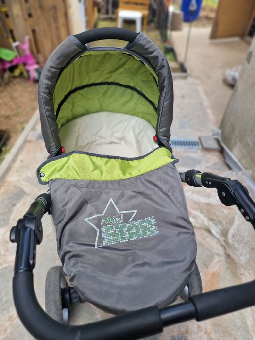 Бебешка количка Бертони