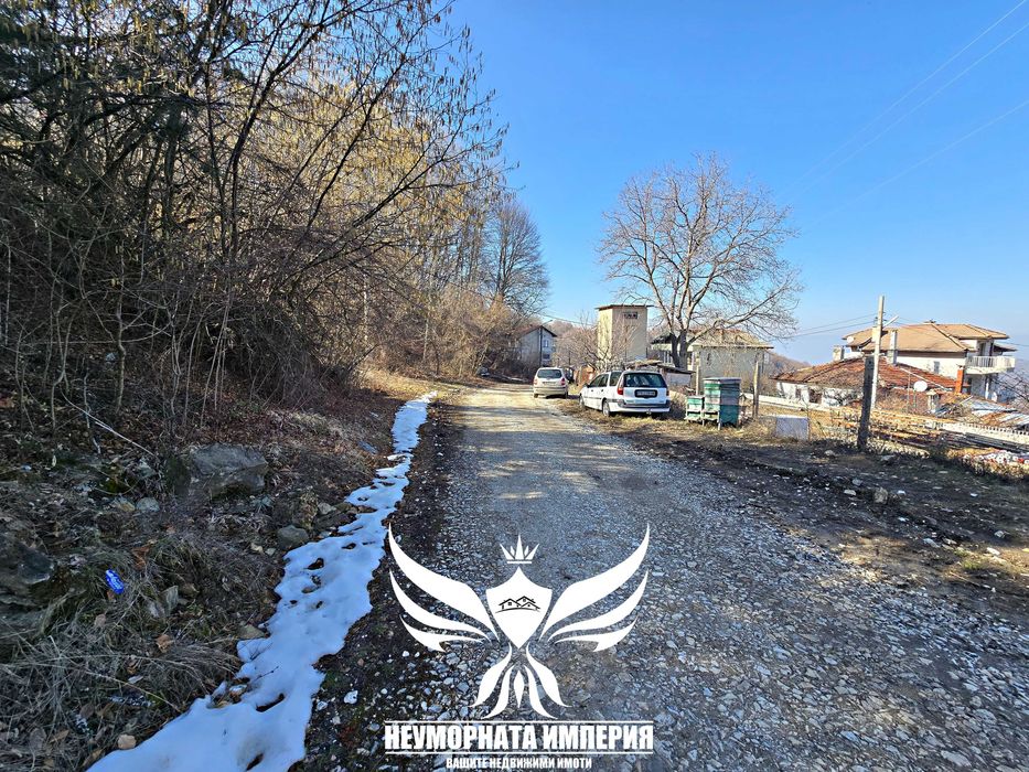 Продавам парцел статут УПИ 367кв.м. в с.Цар Калоян, общ.Куклен