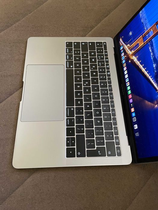 13" Core i5 MacBook Pro A1708 /Mid-2016/-i5/8GB RAM/128GB SSD