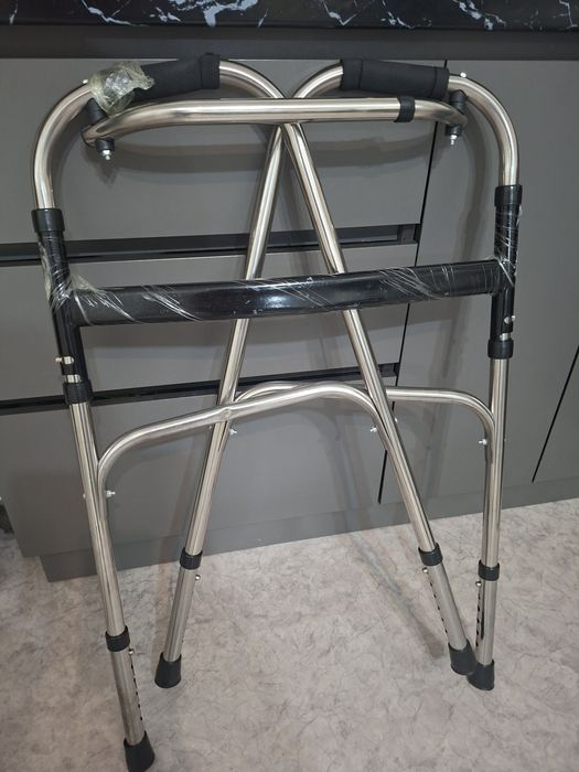 Ходунок для взослых