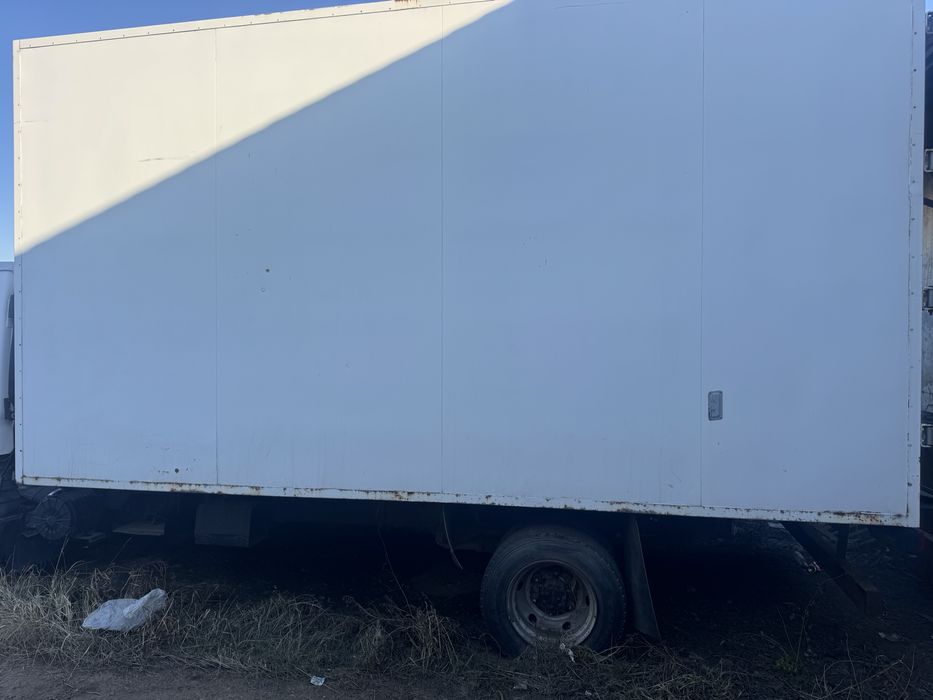 Продам будку с рэфом