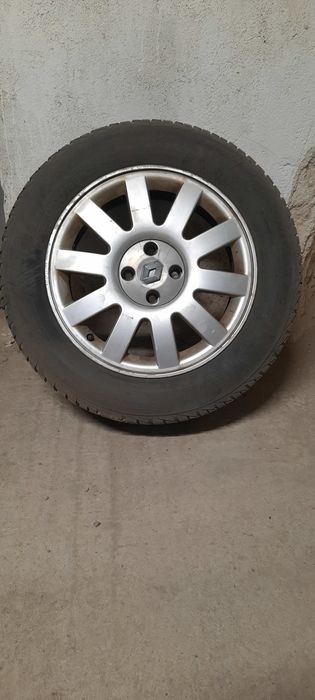 Renault 4×100 16′ 205/60/16