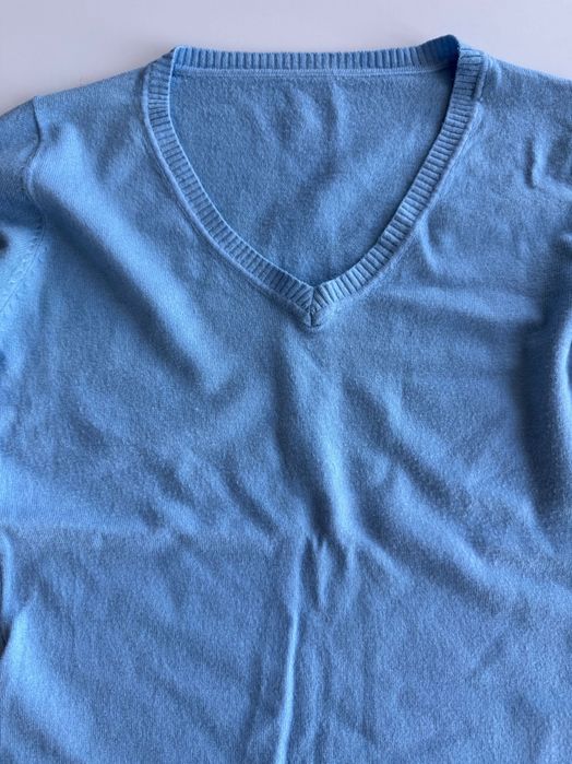 Син пуловер размер S
