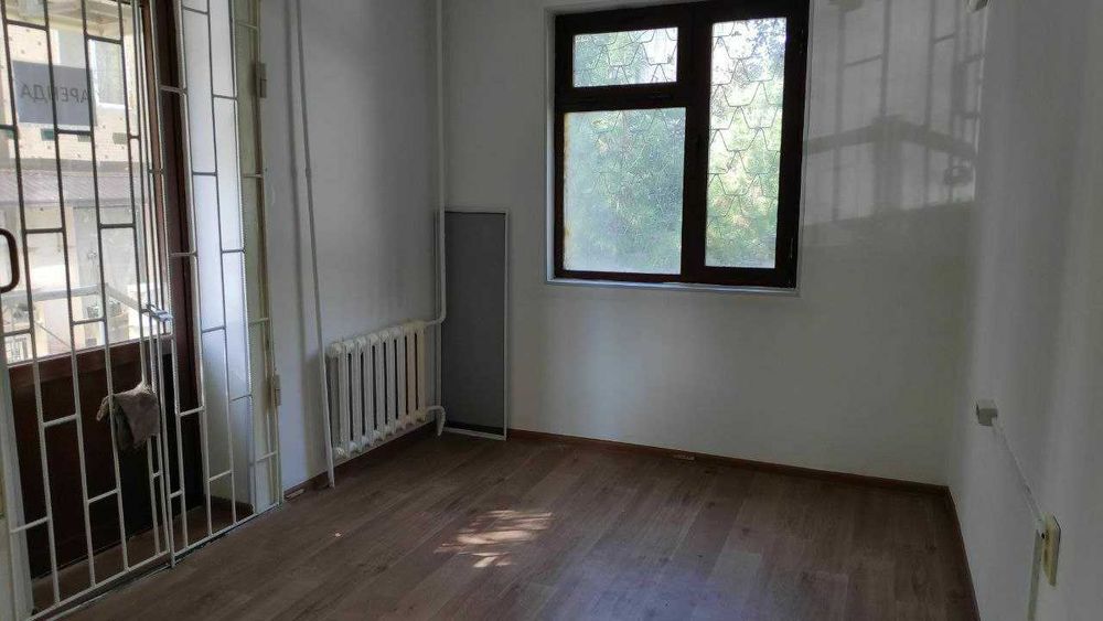 Biznes uchun noturar joy sotiladi. Продаю нежилое помещение под бизнес