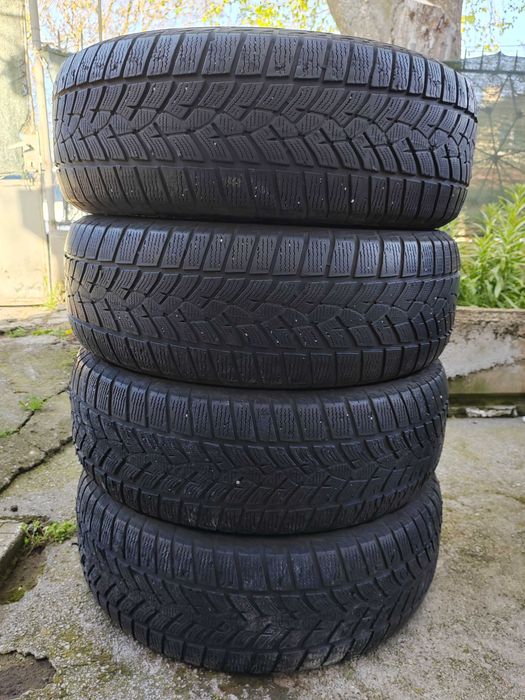 235/65/17 4бр.Goodyear Зимни гуми