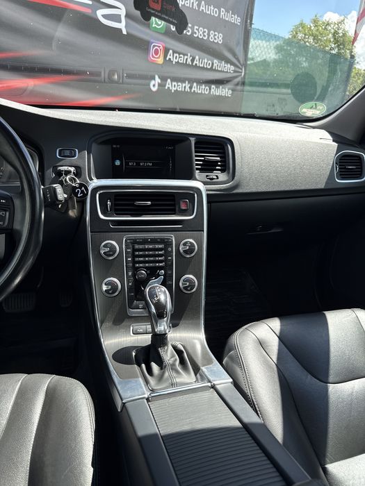 Volvo V60 Plug-in Hybrid  4x4 Full Options / rate / credit / avans 0 / garantie
