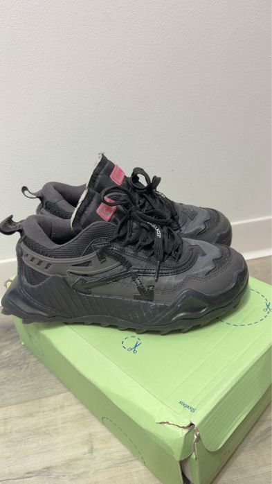 off white odsy 1000