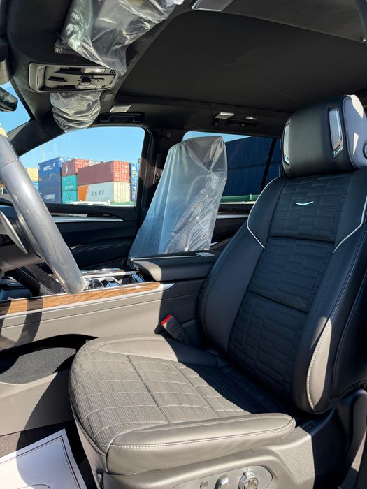 Cadillac 2026 ESCALADE ESV