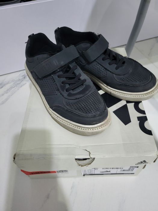 Школьный туфли для мальчика