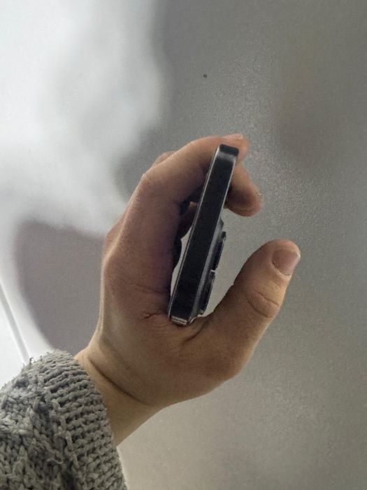 Iphone 16 pro обмен на samsung s24 ultra с вашей доплатой 80 тыс