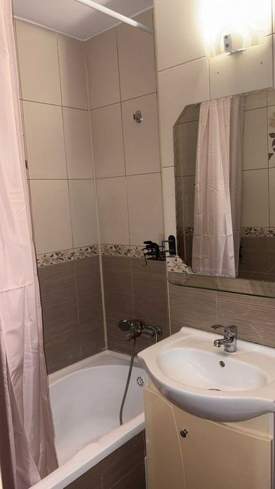 Proprietar Închiriez Garsonieră Zona Decebal