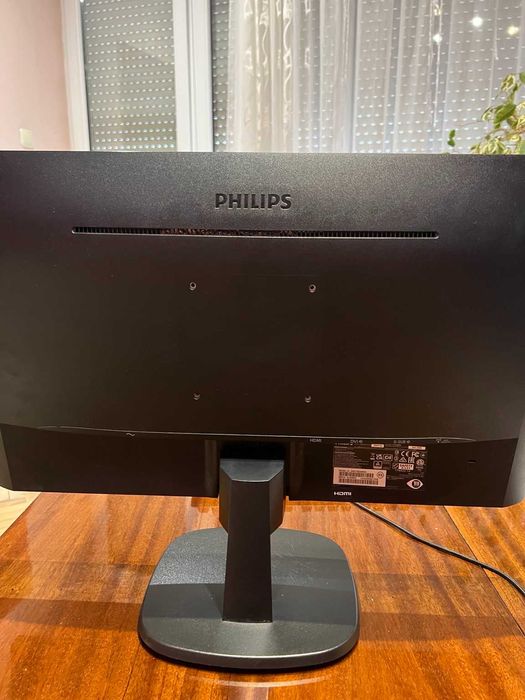 Philips 243V7QDSB/00 23.8" IPS Full HD монитор