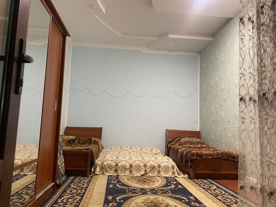 Иккита оилага 5,4 сотихлик тайёр катта 2 к,аватли Евроуй Кибрайда соти