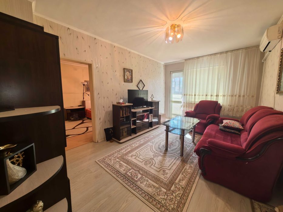 Продава се Тристаен апартамент в Ямбол, Златен рог - 80 кв.м за 1125 €/кв.м - Снимка #6