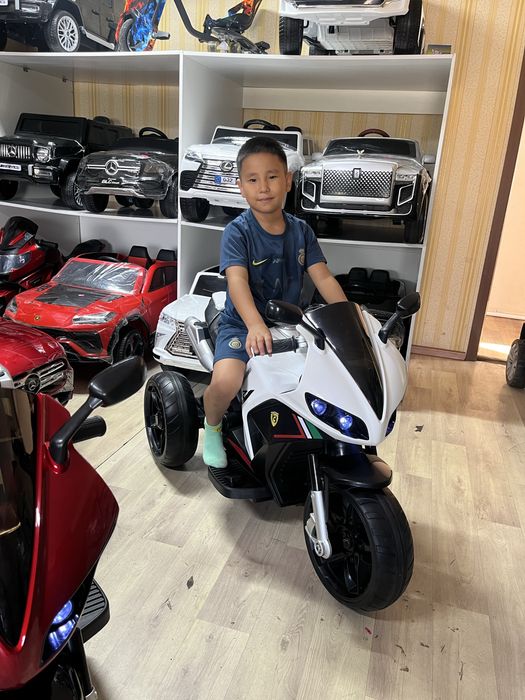 Детская машинка электромобили