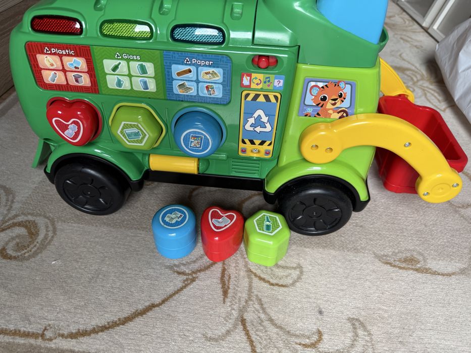 Промо цена!Играчка Vtech интерактивен камион за рециклиране
