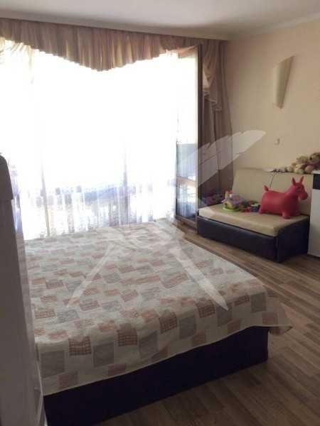 Продава се Двустаен апартамент в Свети Влас - 114 кв.м за 604 €/кв.м - Снимка #2