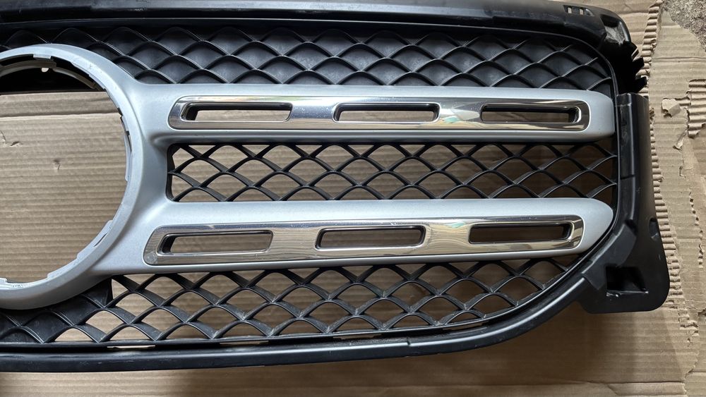 Решетка за Mercedes  W247 GLB