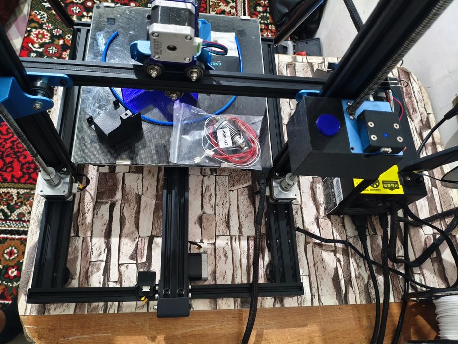 Creality CR-10 V2 3д принтер