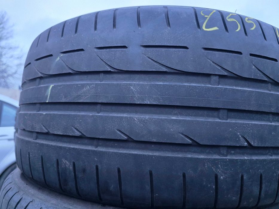 2бр Летни гуми 255 40 18 - Bridgestone
