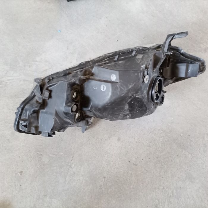 Десен фар за  Suzuki SX4 II S-cross 2013-2016