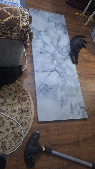 Пластиковая столешница матовая покрытая акрилом