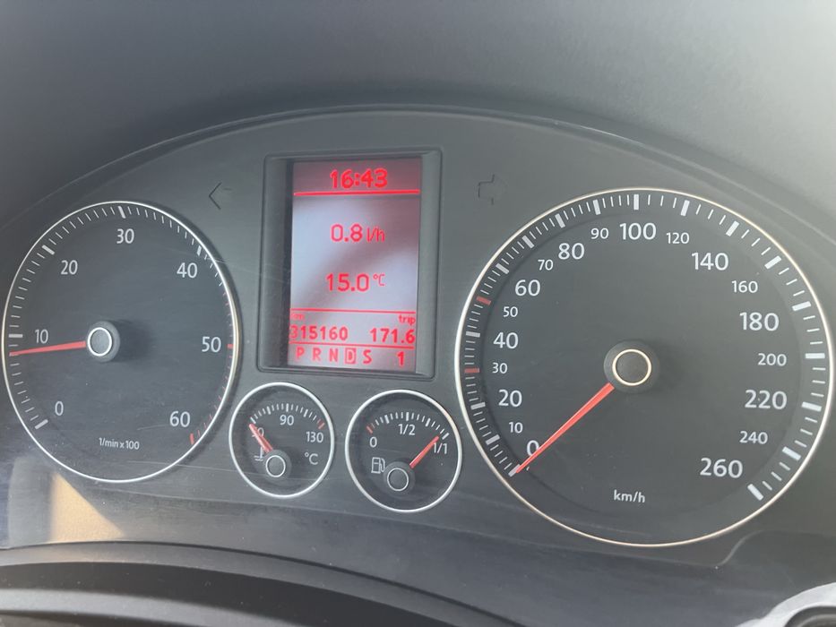 Volkswagen Jetta 1,9 Diesel Automată
