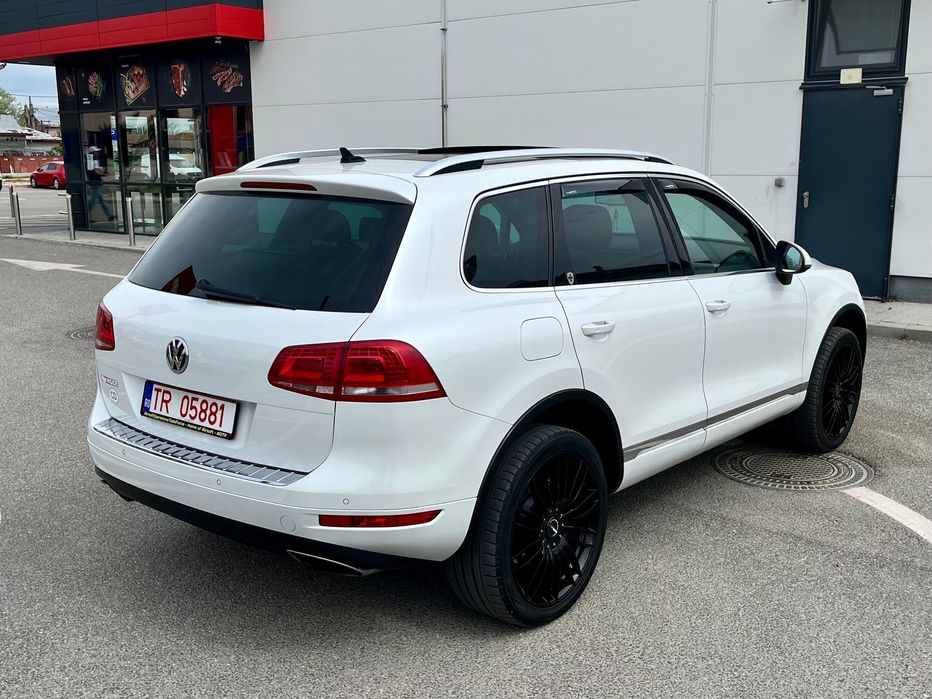 Volkswagen Touareg Model Exclusive