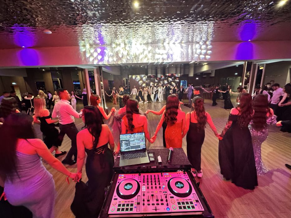DJ Profesionist pentru Nunți, Botezuri și Majorate