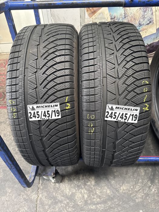 245/45/19 Michelin M+S