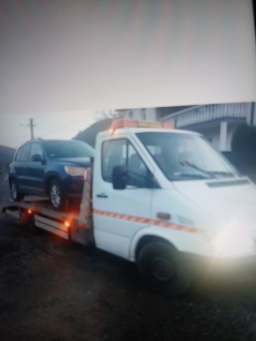 Autoplatforma  mercedes