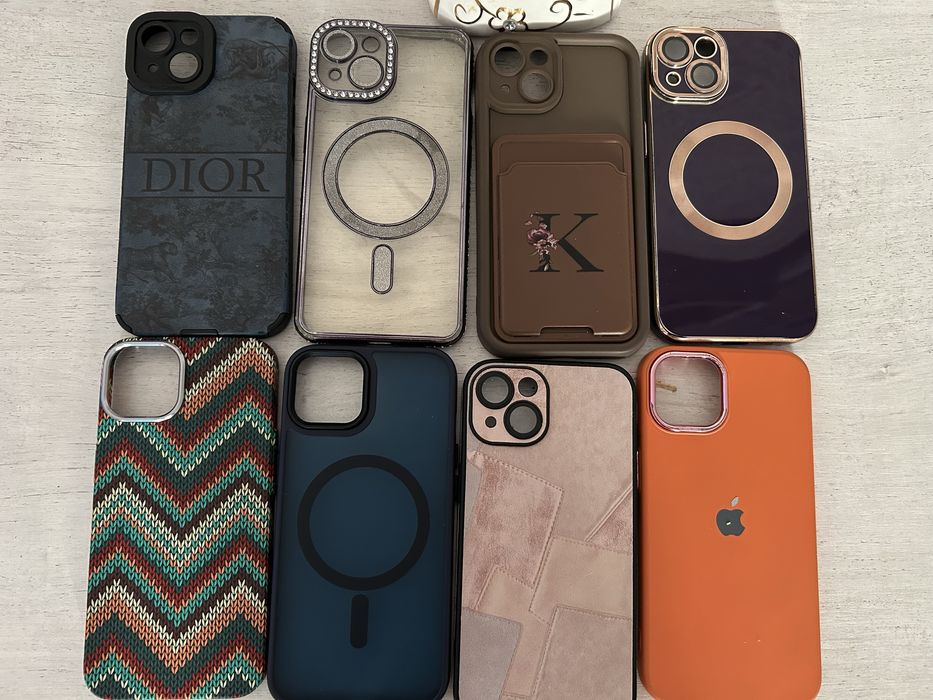 Продам чехлы на айфон 14