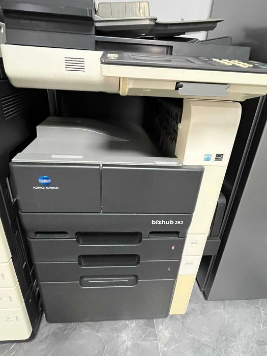Imprimantă multifuncțională profesională Konica Minolta bizhub 282