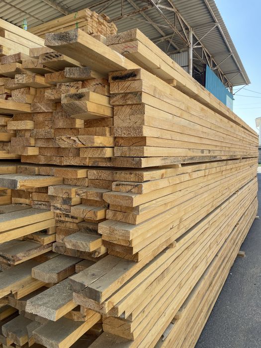 Пиломатериал доски балки стропилы