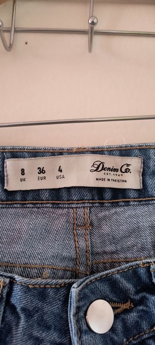 2 модела Bershka и един DenimCo къси дънкови панталонки