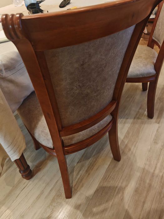 Комплект маса със столове масив УНИКАТ