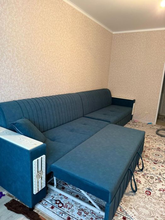 Диван раздвижной синий