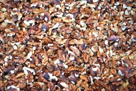 Cutie  miez  de nucă cafeniu, 10 kg