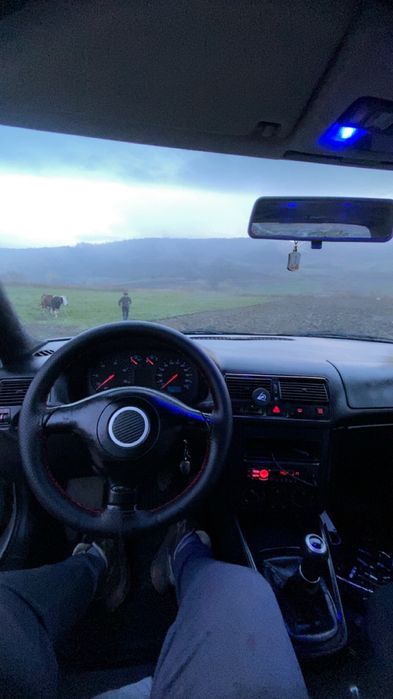 Vând golf 4 1.9 ahf  sau schimb