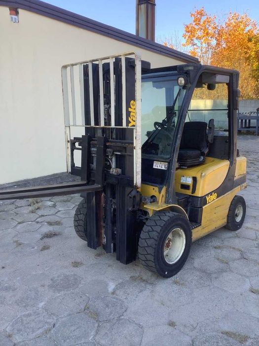 Yale GLP25 2.5t LPG Triplex 4.95m, side shift