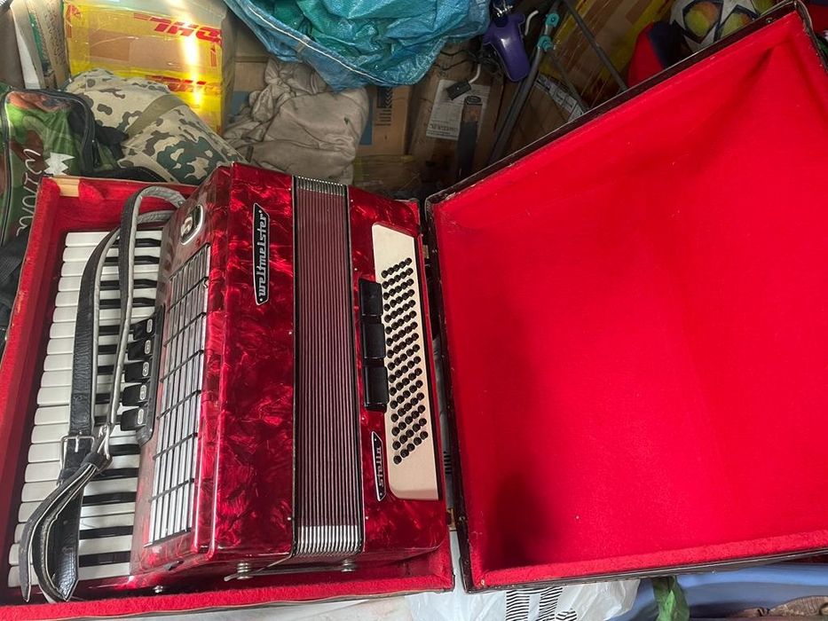 Продам аккордеон