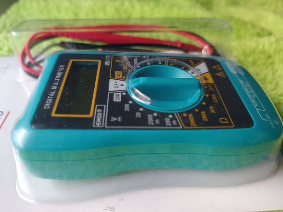 Multimetru slim de buzunar Cehia