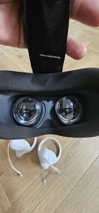 Продам VR-очки META Oculus Quest 2 256Gb